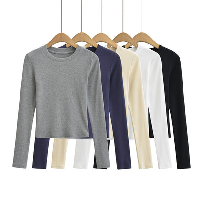 Round neck slim fit long sleeved T-shirt