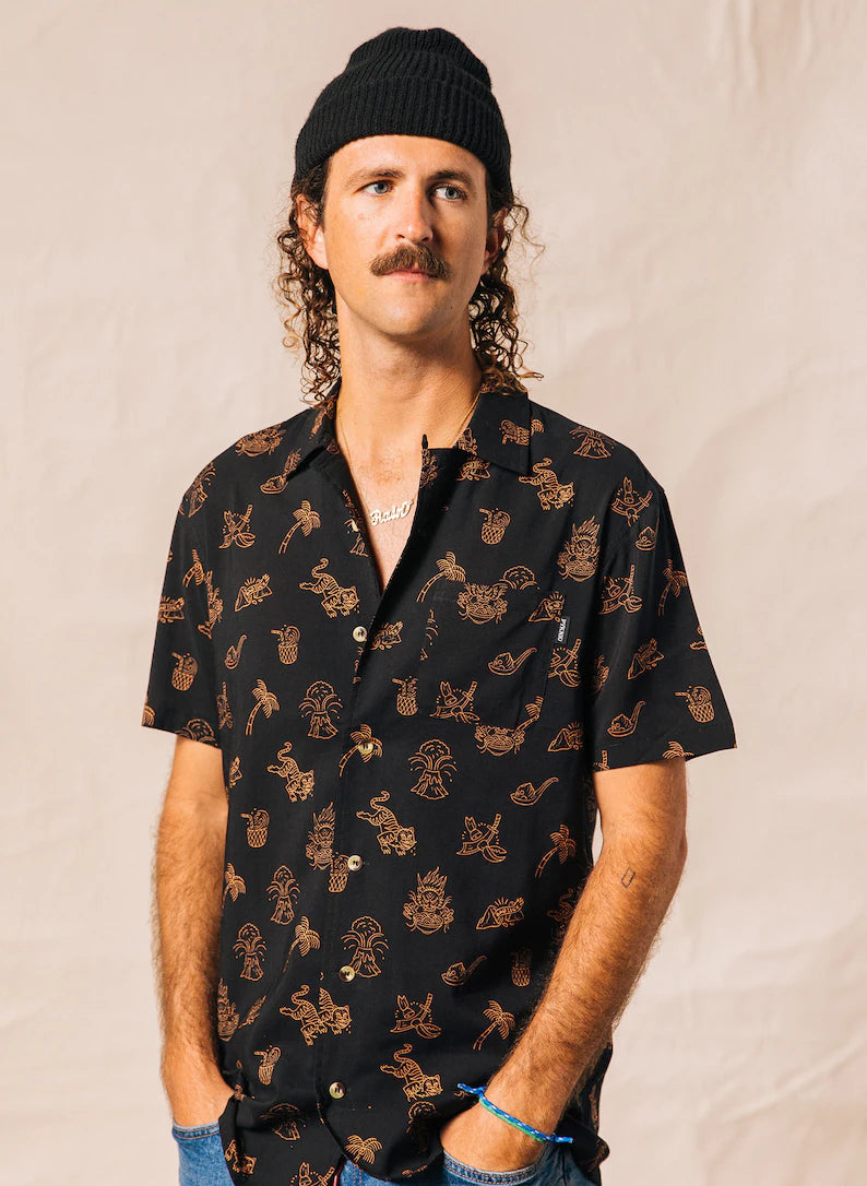 Spicy Noods Fun Mens & Womens Tropical Button-Up Top